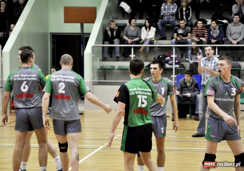 Zdjęcie w galerii na portalu naszraciborz.pl: Rafako rozgromiło Rybnik wiadomości z regionu