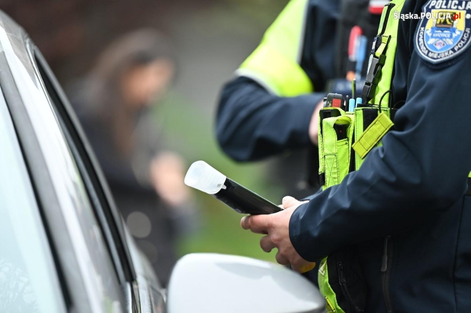 Zdjęcie w galerii na portalu naszraciborz.pl: Ruszyła policyjna akcja Trzeźwy poranek wiadomości z regionu