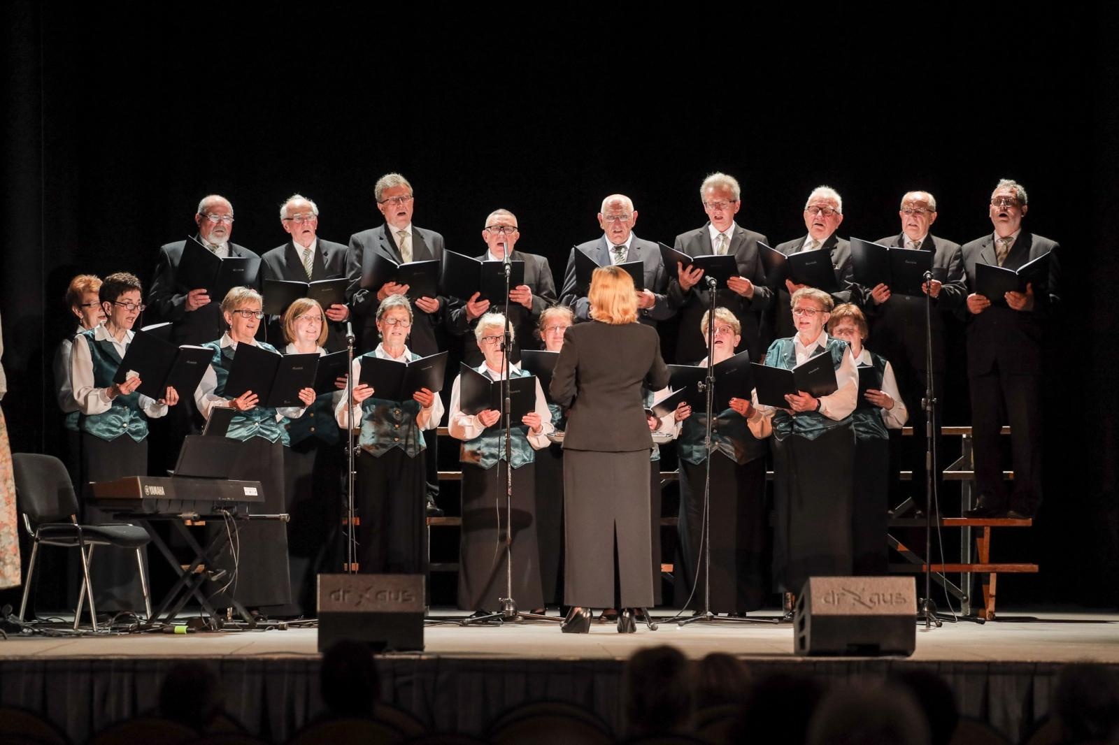 Zdjęcie w galerii na portalu naszraciborz.pl: Co nam w duszy gra. Zaproszenie na koncert muzyki chóralnej wiadomości z regionu