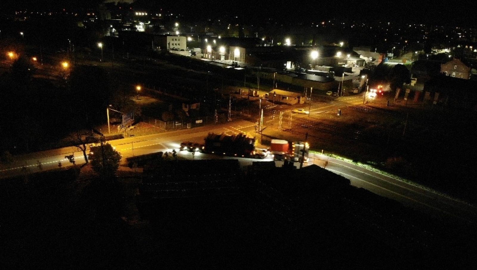 Zdjęcie w galerii na portalu naszraciborz.pl: Tak transport dwóch wielkich kotłów poradził sobie na nerce [FOTO i WIDEO] wiadomości z regionu