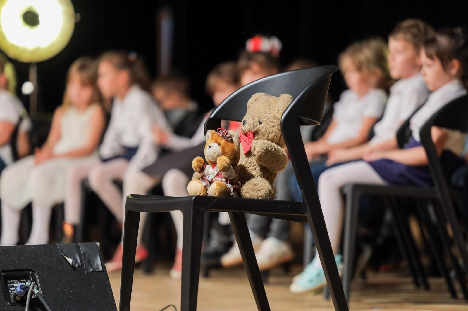 Zdjęcie w galerii na portalu naszraciborz.pl: Nieoczywiste instrumenty perkusyjne bohaterem kolejnych koncertów umuzykalniających wiadomości z regionu