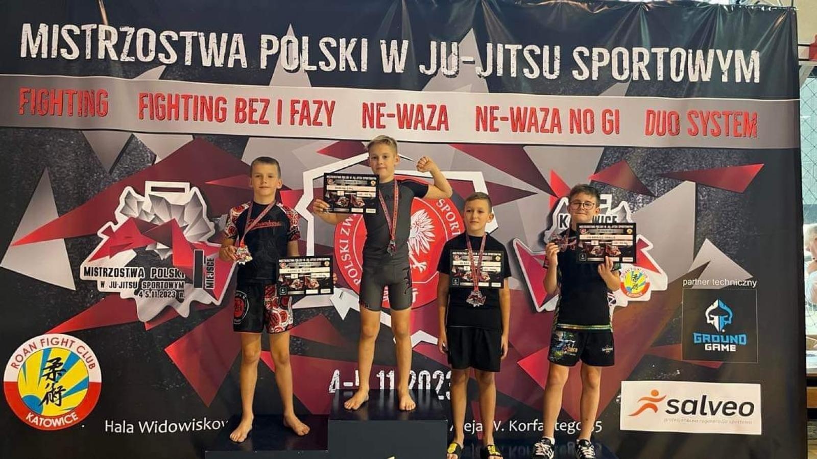 Zdjęcie w galerii na portalu naszraciborz.pl: Znakomita postawa zawodników kuźniańskiej Sparty na zawodach w Katowicach wiadomości z regionu