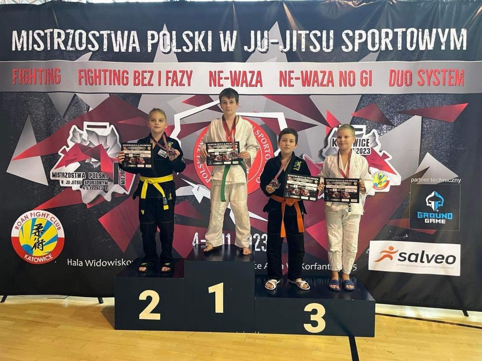 Zdjęcie w galerii na portalu naszraciborz.pl: Znakomita postawa zawodników kuźniańskiej Sparty na zawodach w Katowicach wiadomości z regionu