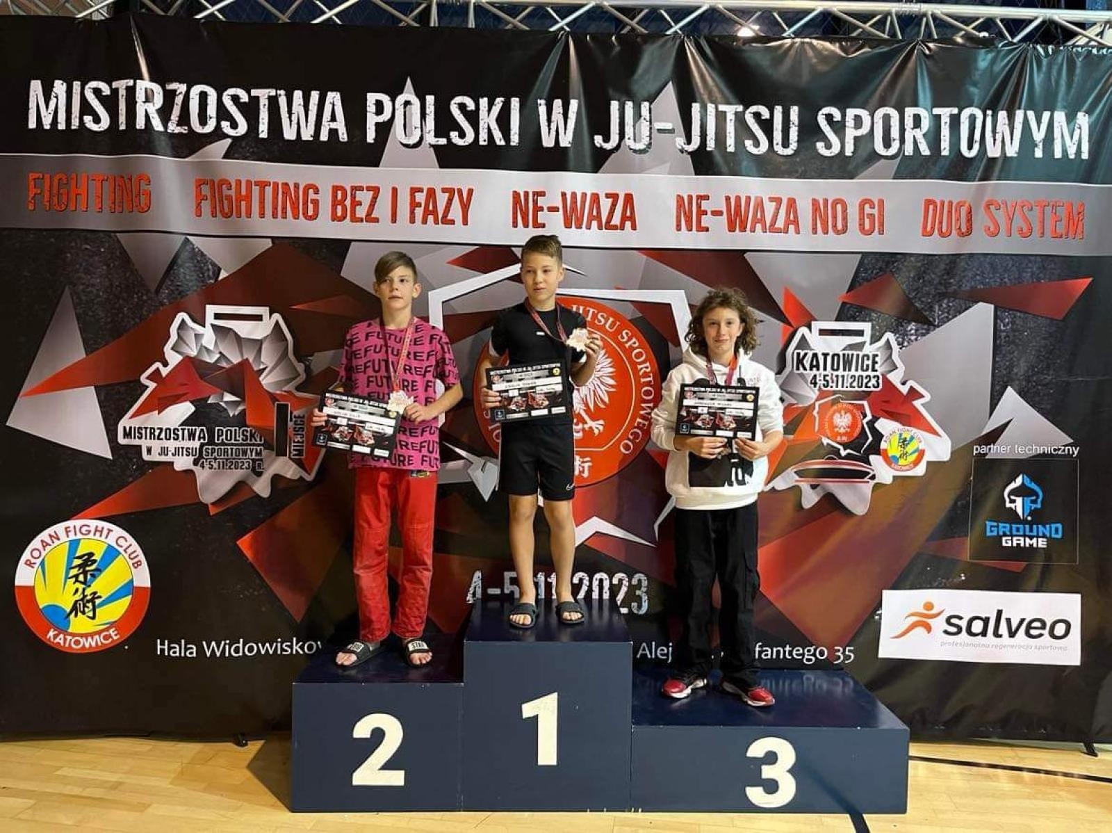 Zdjęcie w galerii na portalu naszraciborz.pl: Znakomita postawa zawodników kuźniańskiej Sparty na zawodach w Katowicach wiadomości z regionu