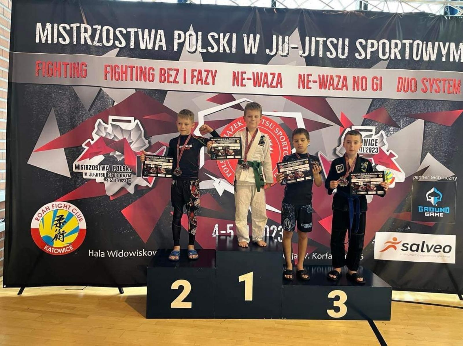 Zdjęcie w galerii na portalu naszraciborz.pl: Znakomita postawa zawodników kuźniańskiej Sparty na zawodach w Katowicach wiadomości z regionu