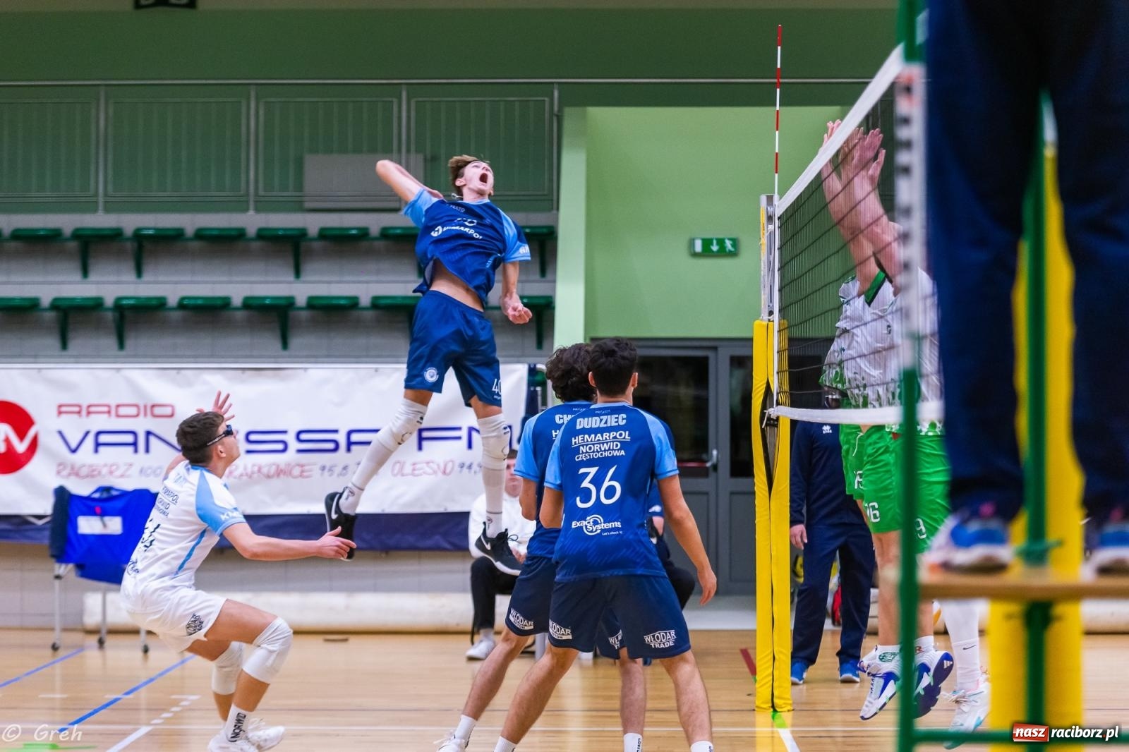 Zdjęcie w galerii na portalu naszraciborz.pl: Siatkówka. Racibórz bez punktów w zaległym meczu [FOTO i WIDEO] wiadomości z regionu