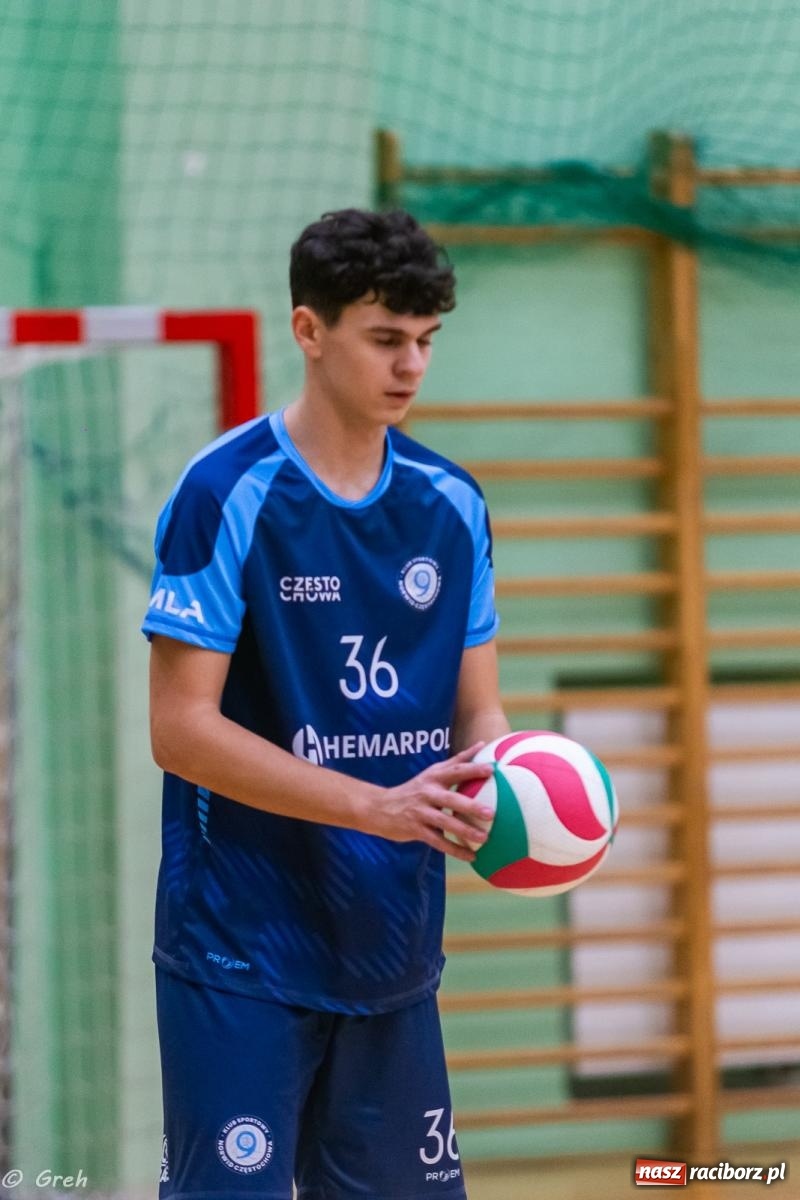 Zdjęcie w galerii na portalu naszraciborz.pl: Siatkówka. Racibórz bez punktów w zaległym meczu [FOTO i WIDEO] wiadomości z regionu