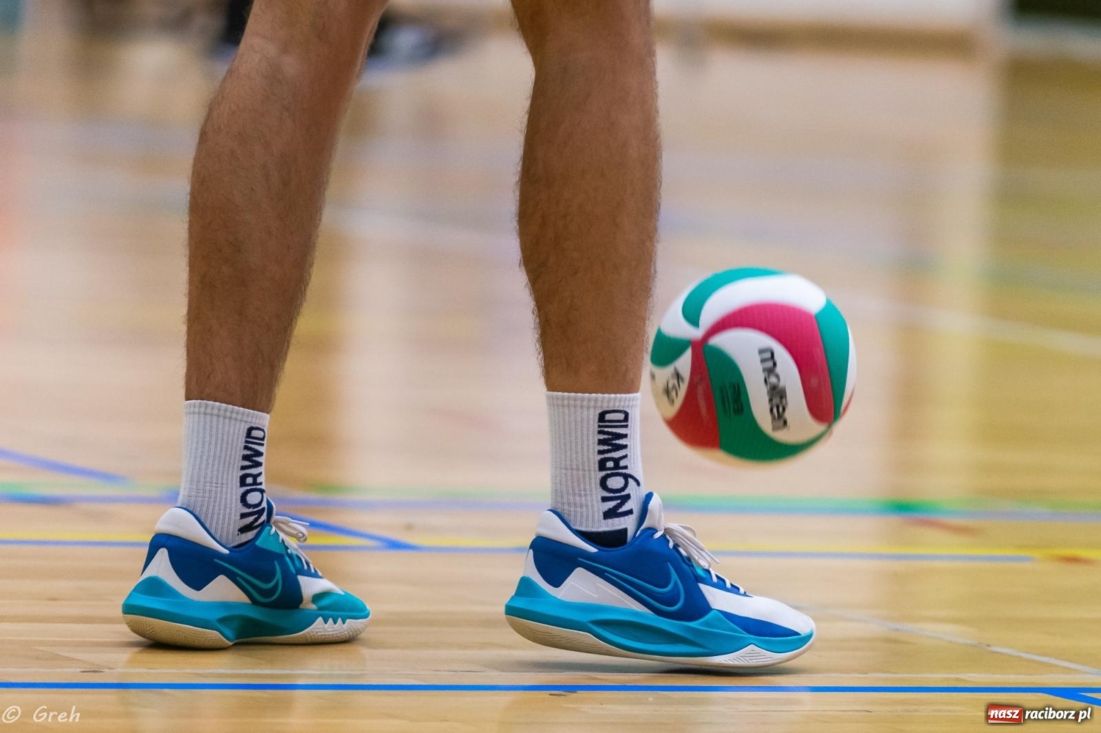 Zdjęcie w galerii na portalu naszraciborz.pl: Siatkówka. Racibórz bez punktów w zaległym meczu [FOTO i WIDEO] wiadomości z regionu