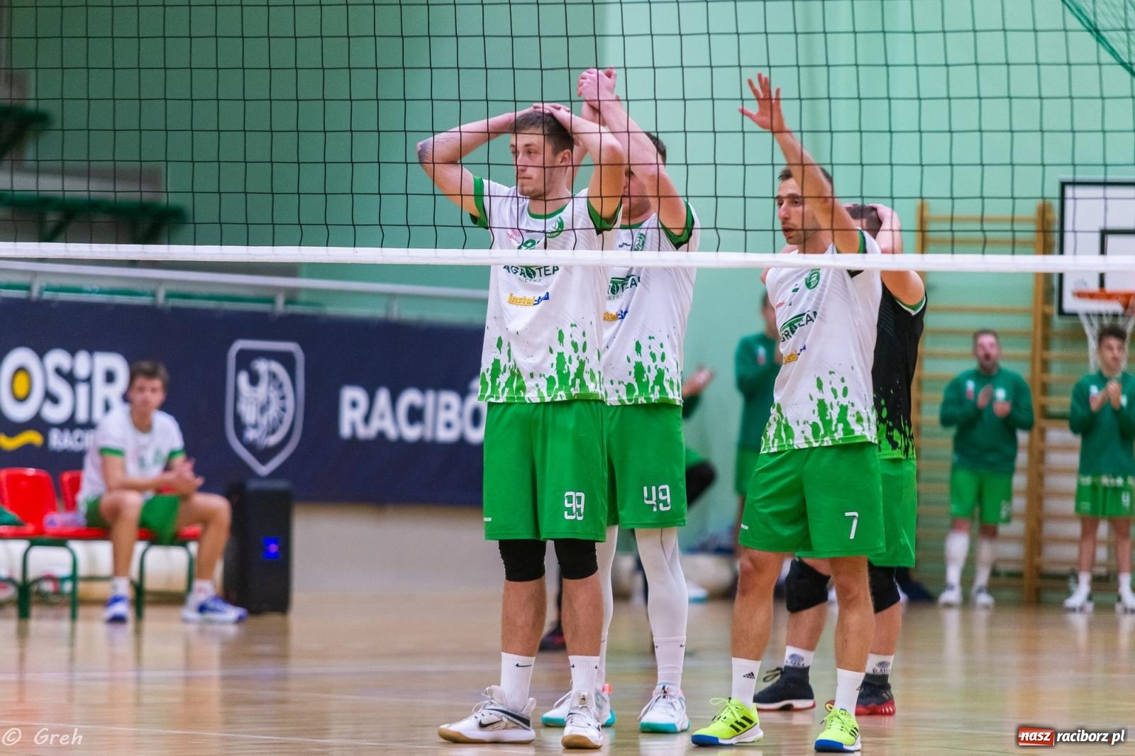 Zdjęcie w galerii na portalu naszraciborz.pl: Siatkówka. Racibórz bez punktów w zaległym meczu [FOTO i WIDEO] wiadomości z regionu
