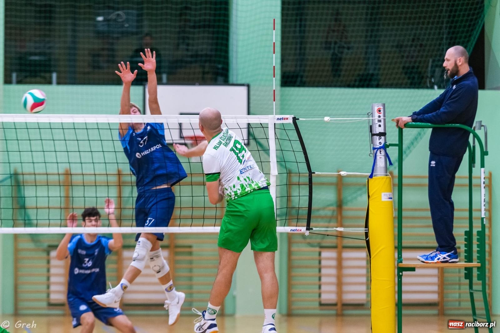 Zdjęcie w galerii na portalu naszraciborz.pl: Siatkówka. Racibórz bez punktów w zaległym meczu [FOTO i WIDEO] wiadomości z regionu