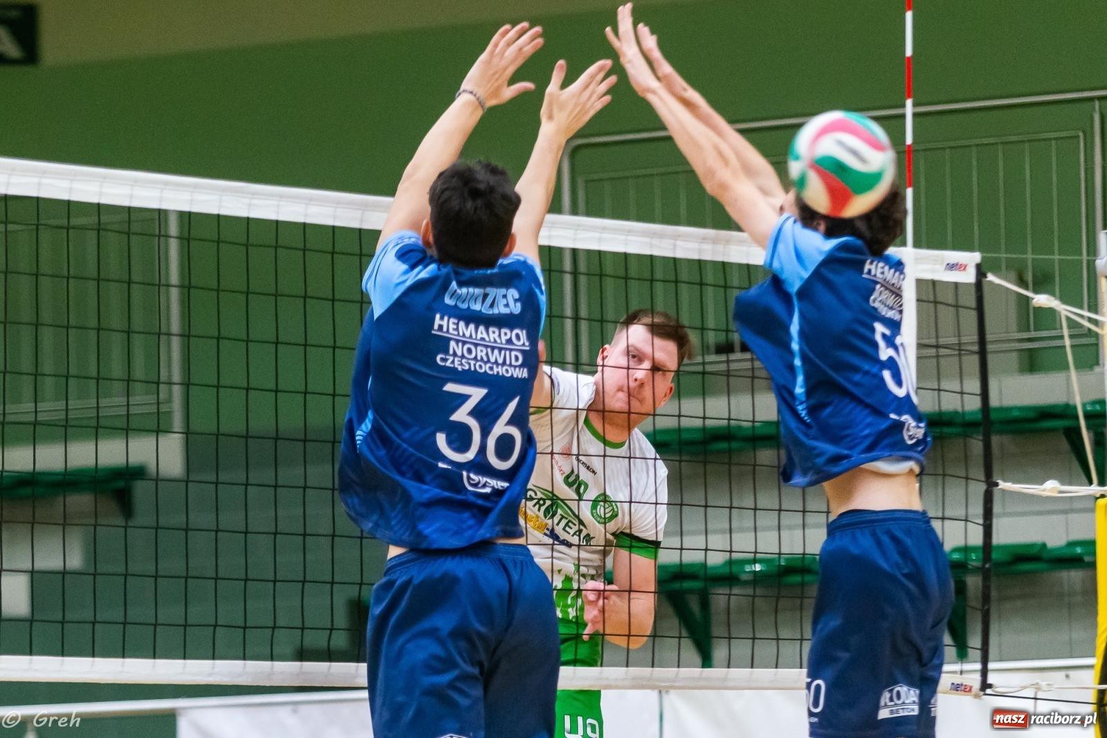 Zdjęcie w galerii na portalu naszraciborz.pl: Siatkówka. Racibórz bez punktów w zaległym meczu [FOTO i WIDEO] wiadomości z regionu
