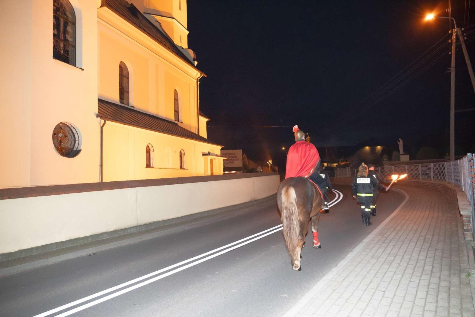 Zdjęcie w galerii na portalu naszraciborz.pl: Święty Marcin i pyszne rogale w Krzyżanowicach wiadomości z regionu