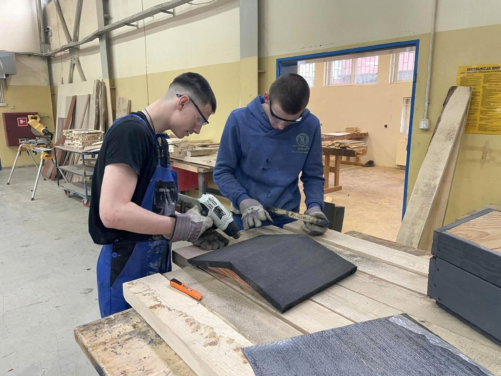 Zdjęcie w galerii na portalu naszraciborz.pl: Światowy Dzień Jeża w raciborskim poprawczaku wiadomości z regionu