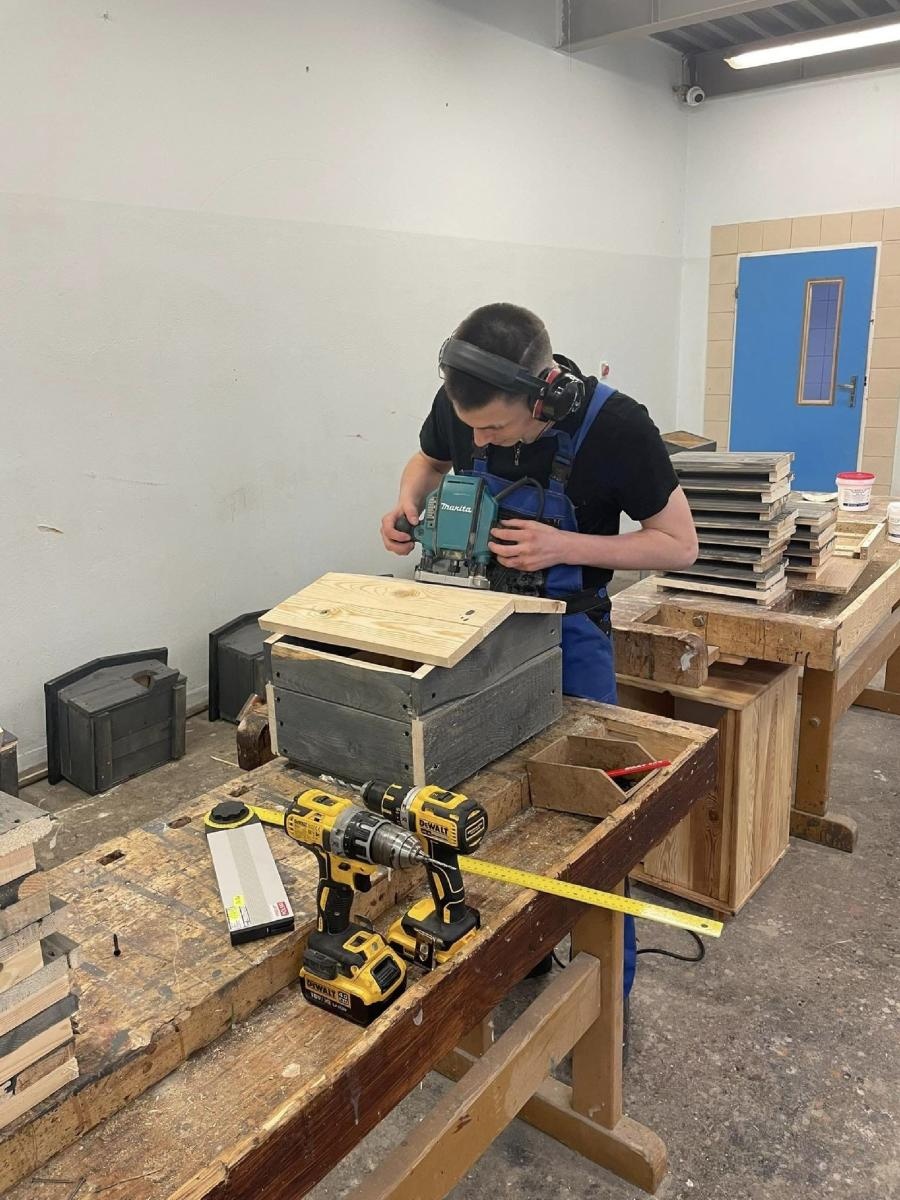 Zdjęcie w galerii na portalu naszraciborz.pl: Światowy Dzień Jeża w raciborskim poprawczaku wiadomości z regionu