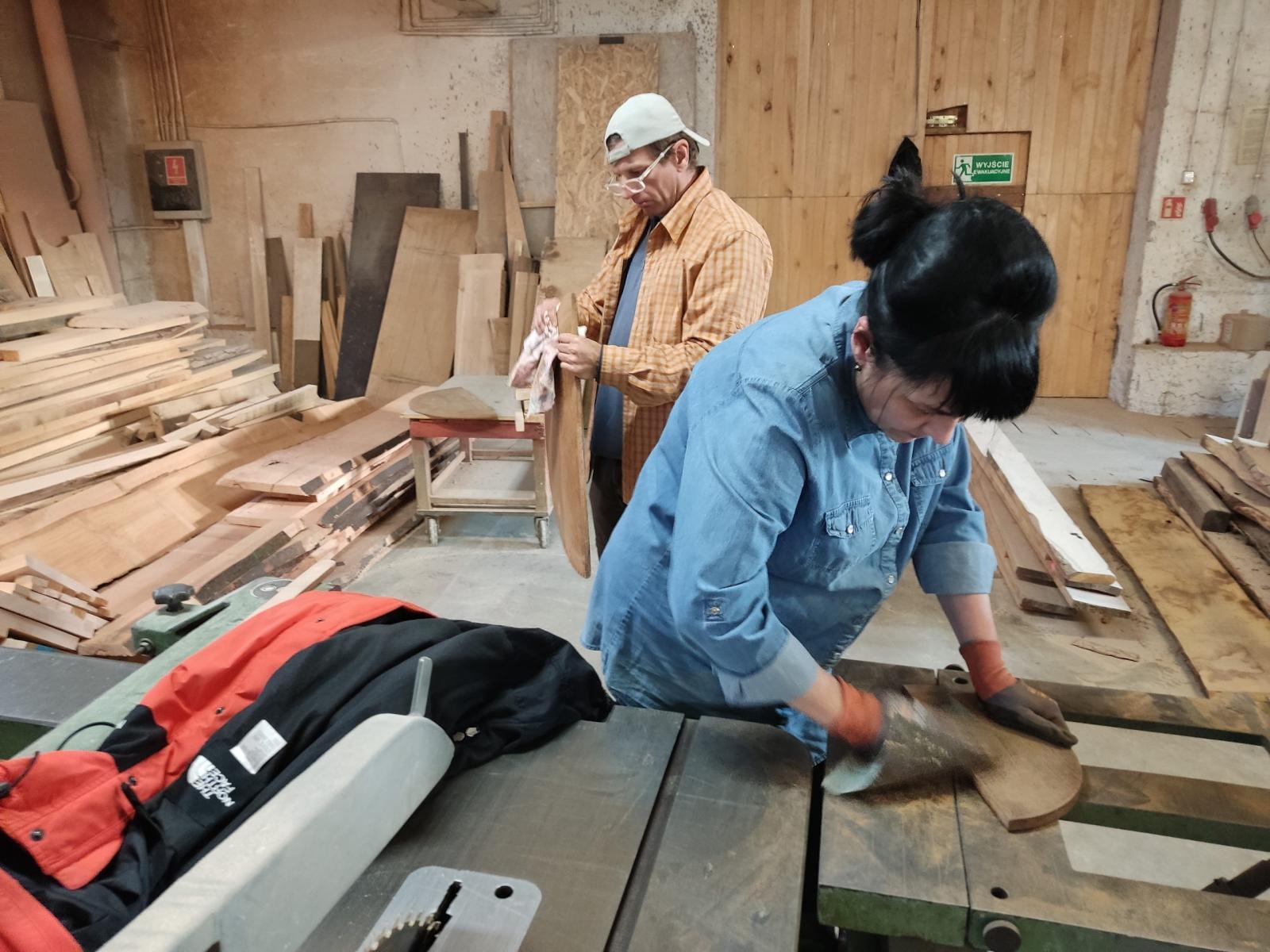 Zdjęcie w galerii na portalu naszraciborz.pl: Architektura w służbie ekologii - nauka podstaw budownictwa organicznego wiadomości z regionu