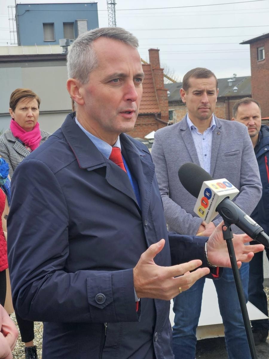 Zdjęcie w galerii na portalu naszraciborz.pl: Wodociągi Raciborskie uruchomiły kolejną farmę fotowoltaiczną wiadomości z regionu