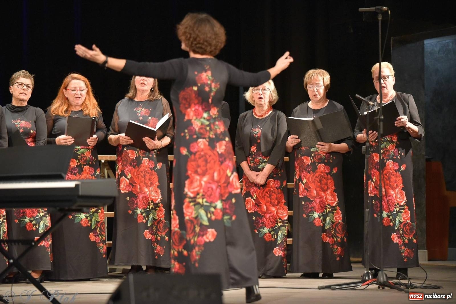 Zdjęcie w galerii na portalu naszraciborz.pl: Co nam w duszy gra. Koncert muzyki chóralnej w Strzesze wiadomości z regionu
