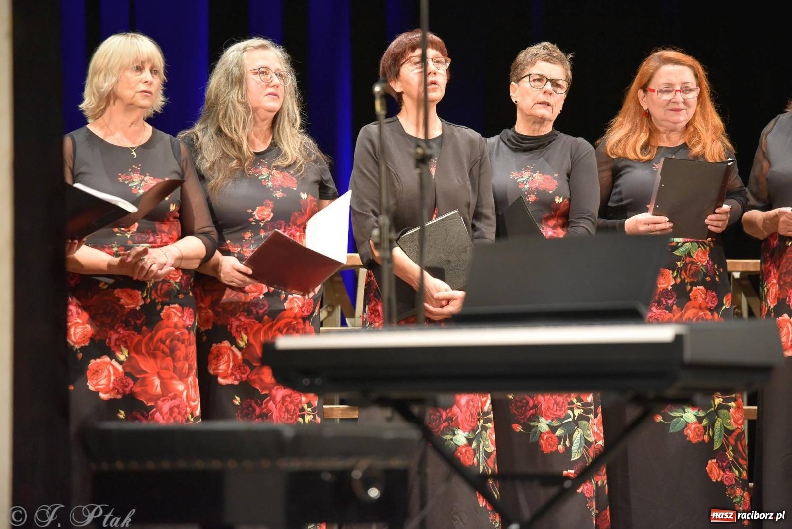 Zdjęcie w galerii na portalu naszraciborz.pl: Co nam w duszy gra. Koncert muzyki chóralnej w Strzesze wiadomości z regionu