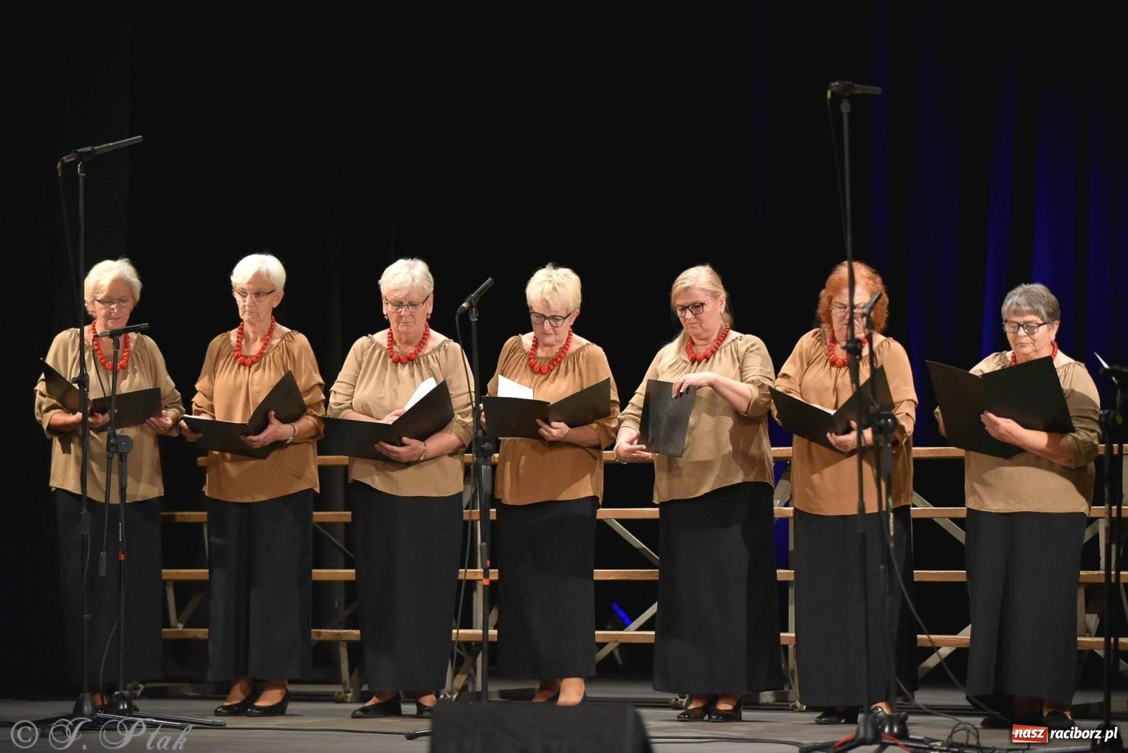 Zdjęcie w galerii na portalu naszraciborz.pl: Co nam w duszy gra. Koncert muzyki chóralnej w Strzesze wiadomości z regionu