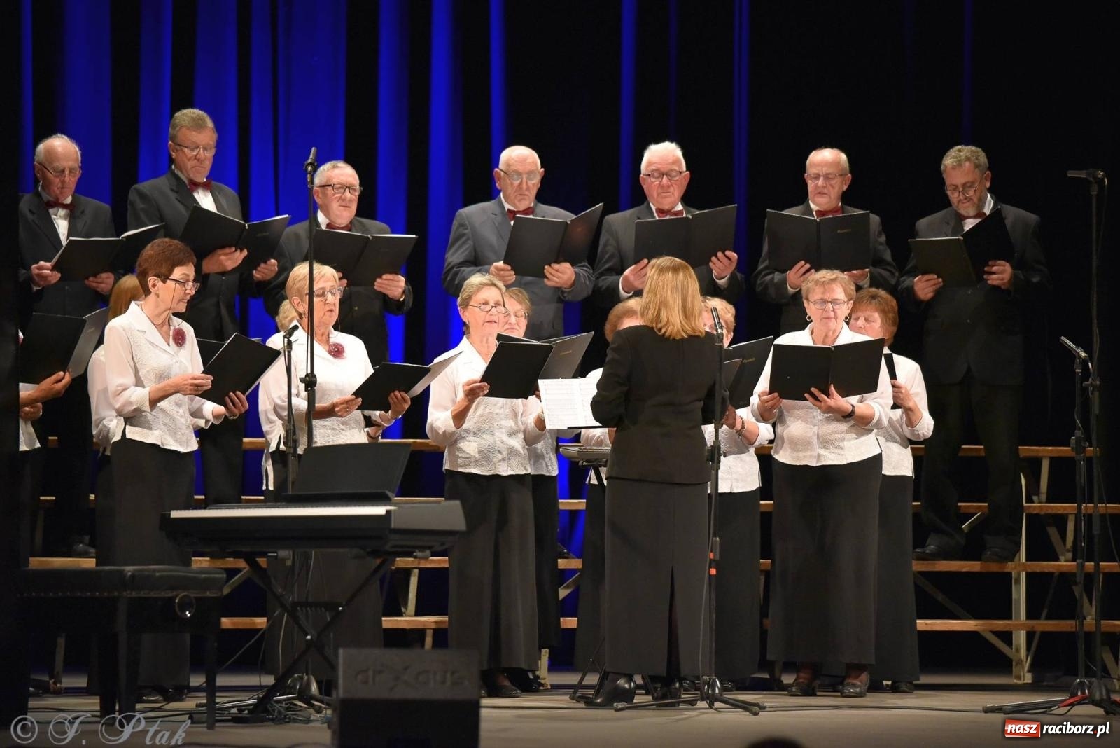 Zdjęcie w galerii na portalu naszraciborz.pl: Co nam w duszy gra. Koncert muzyki chóralnej w Strzesze wiadomości z regionu