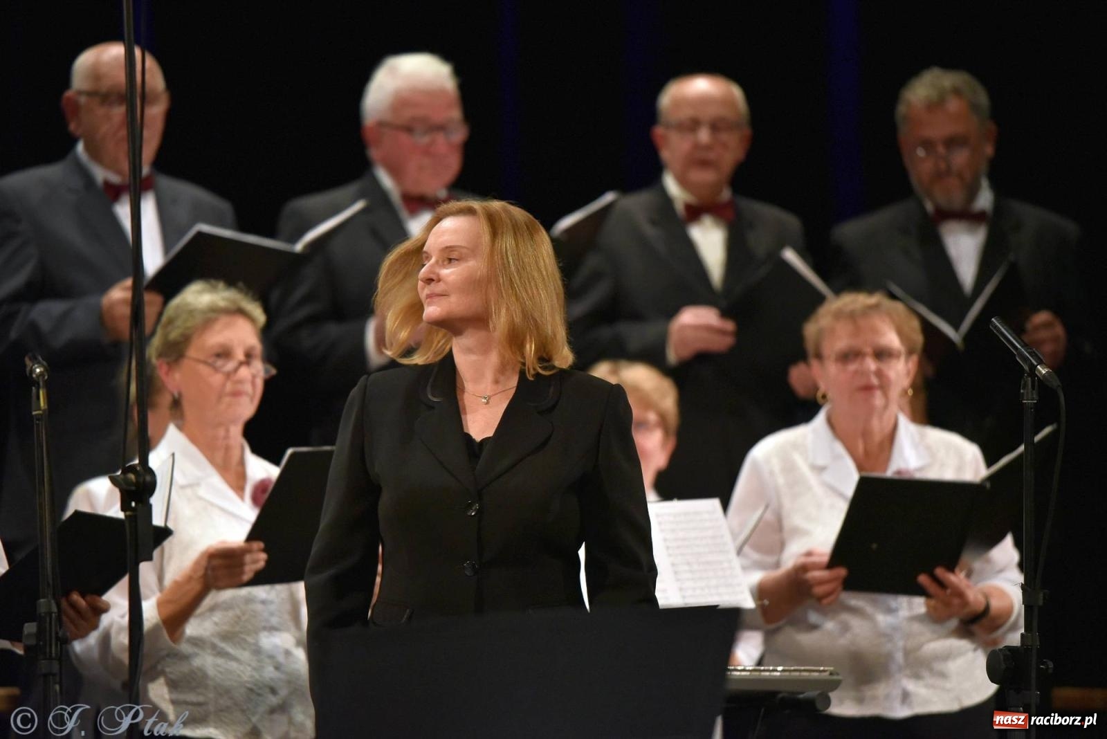 Zdjęcie w galerii na portalu naszraciborz.pl: Co nam w duszy gra. Koncert muzyki chóralnej w Strzesze wiadomości z regionu