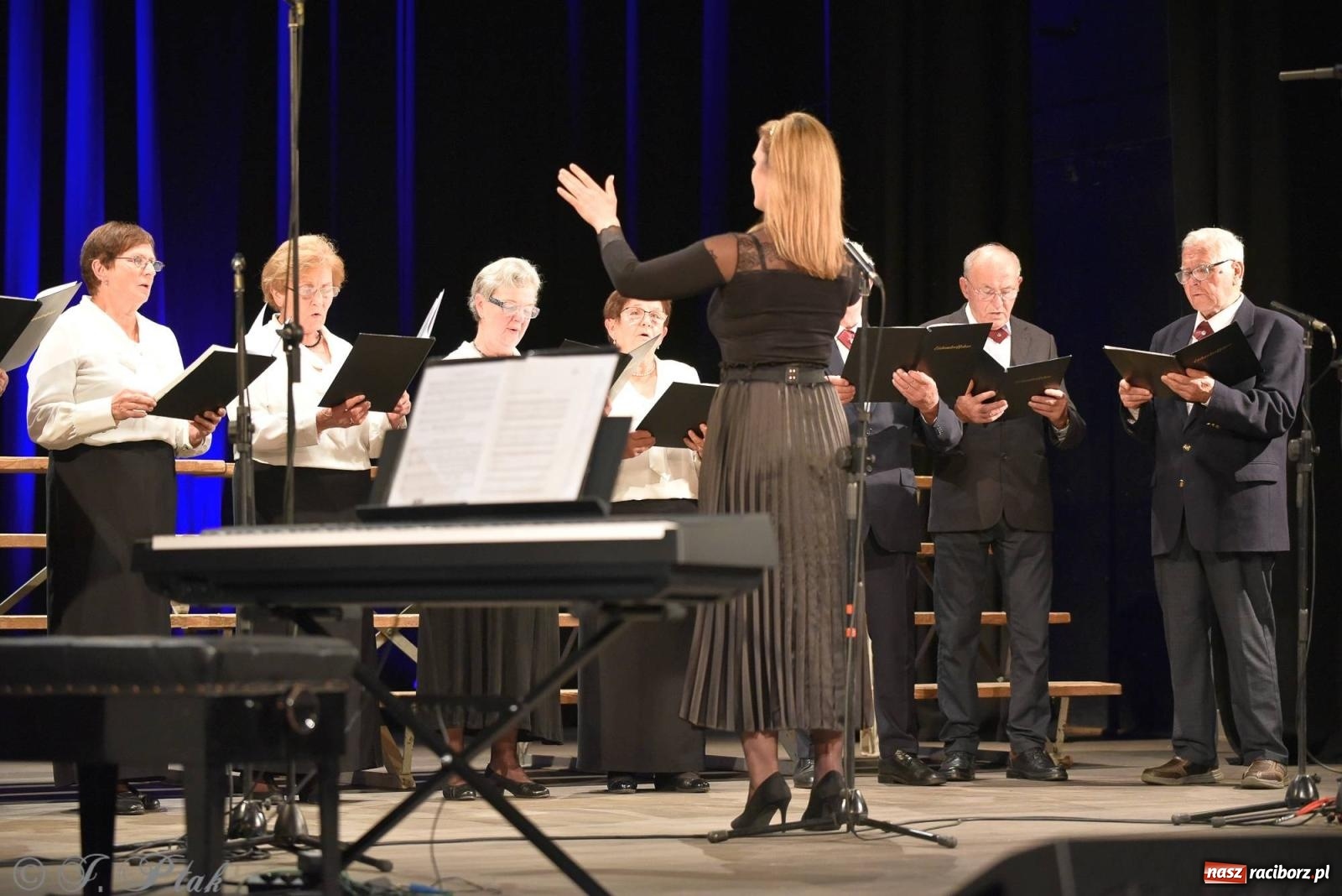 Zdjęcie w galerii na portalu naszraciborz.pl: Co nam w duszy gra. Koncert muzyki chóralnej w Strzesze wiadomości z regionu