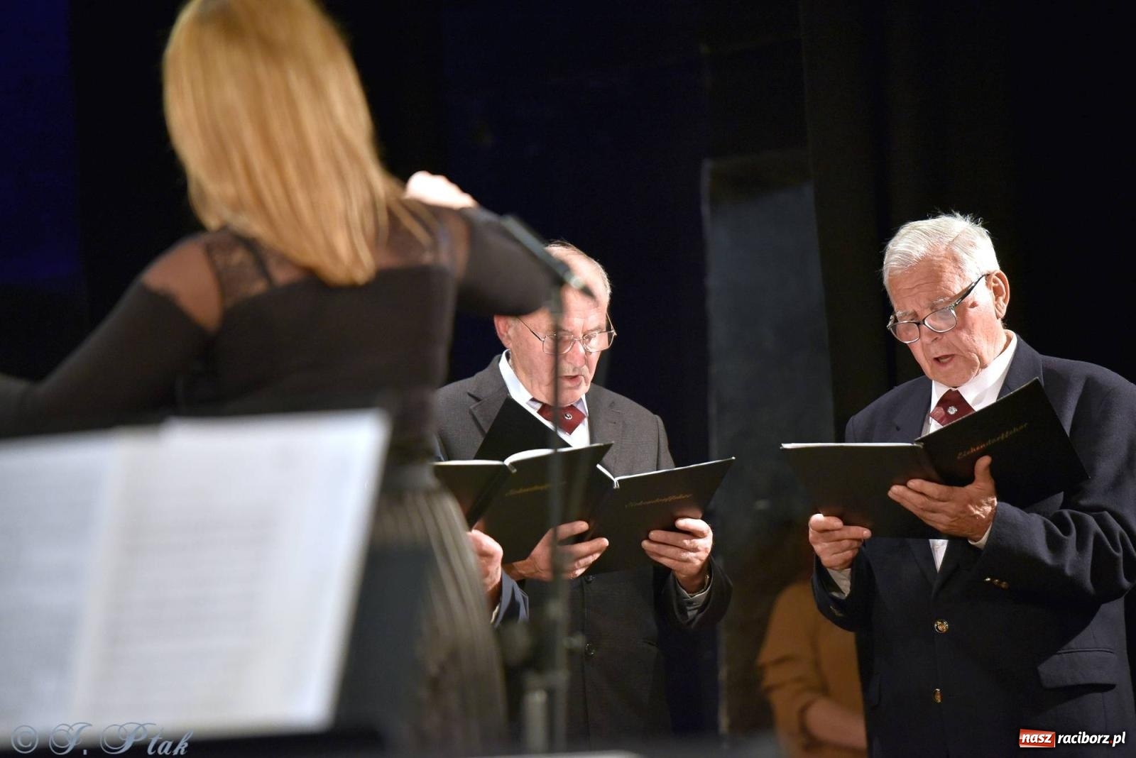 Zdjęcie w galerii na portalu naszraciborz.pl: Co nam w duszy gra. Koncert muzyki chóralnej w Strzesze wiadomości z regionu