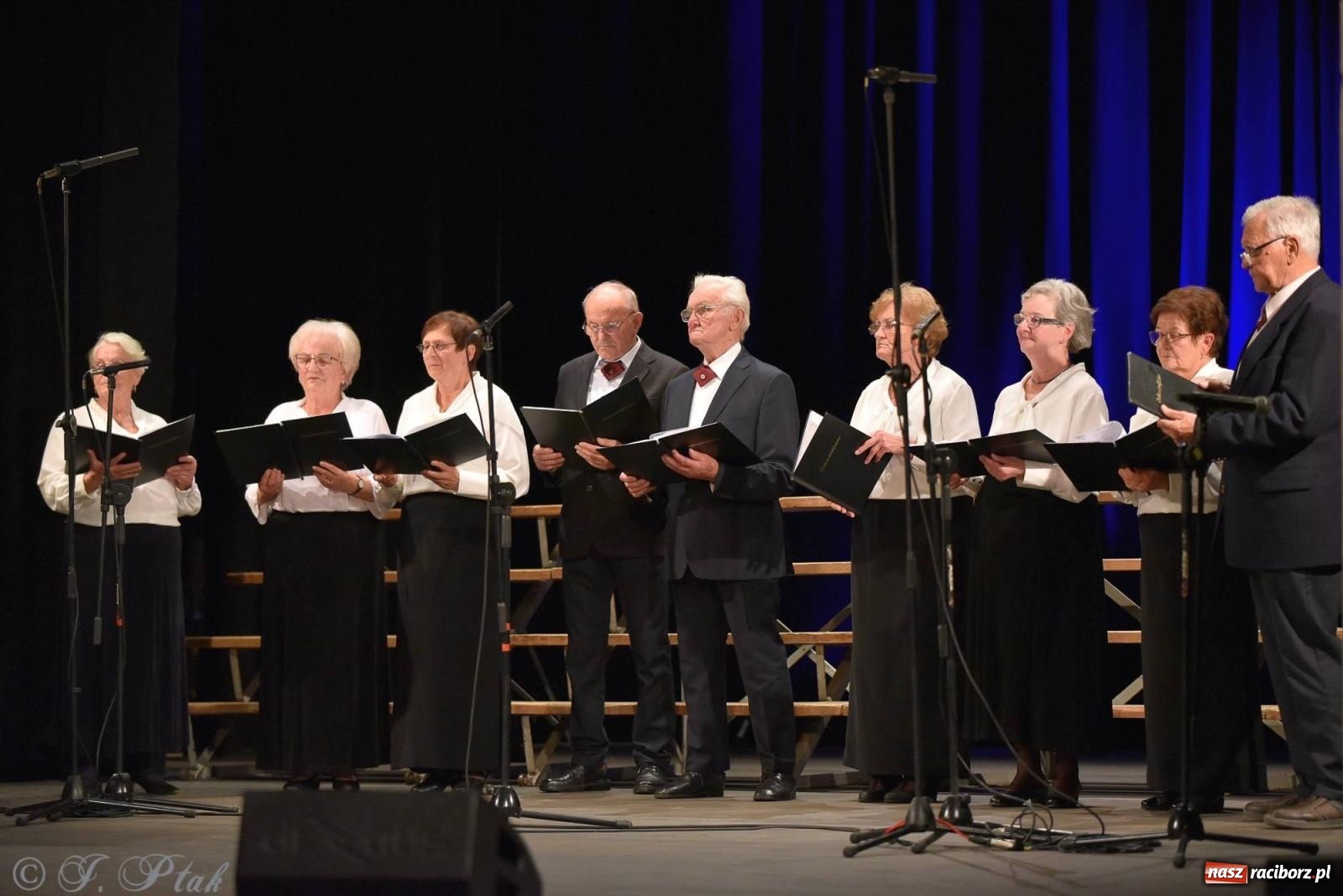 Zdjęcie w galerii na portalu naszraciborz.pl: Co nam w duszy gra. Koncert muzyki chóralnej w Strzesze wiadomości z regionu