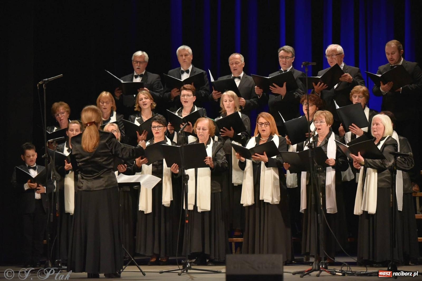 Zdjęcie w galerii na portalu naszraciborz.pl: Co nam w duszy gra. Koncert muzyki chóralnej w Strzesze wiadomości z regionu
