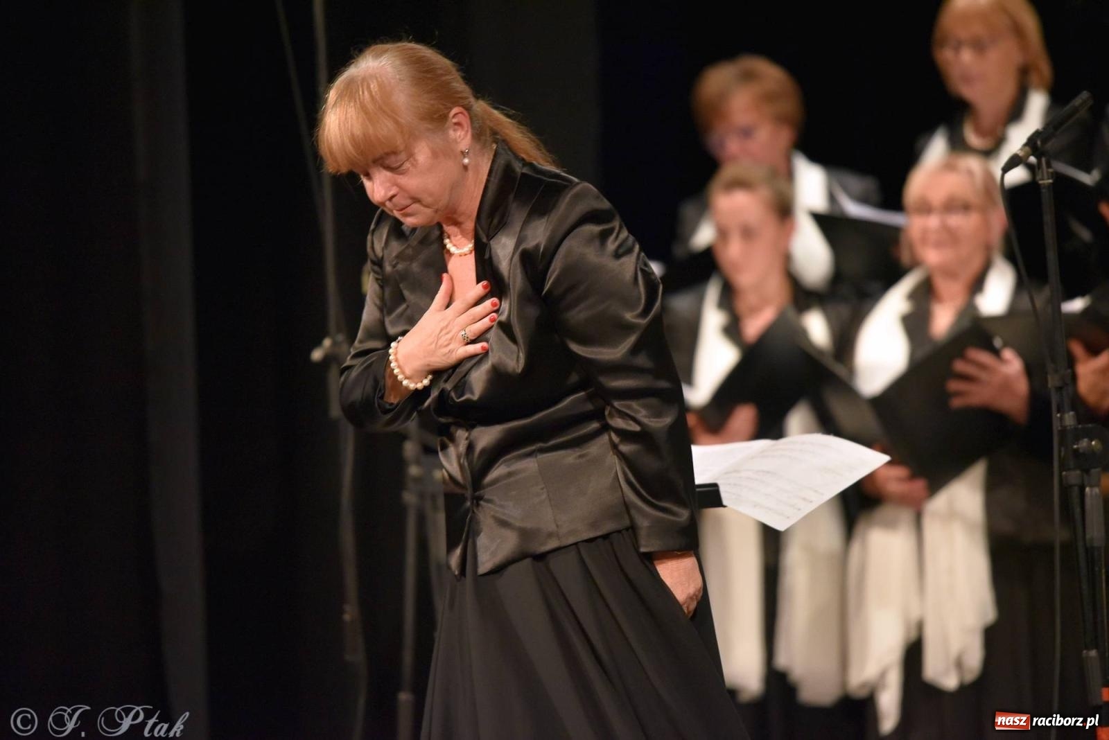 Zdjęcie w galerii na portalu naszraciborz.pl: Co nam w duszy gra. Koncert muzyki chóralnej w Strzesze wiadomości z regionu