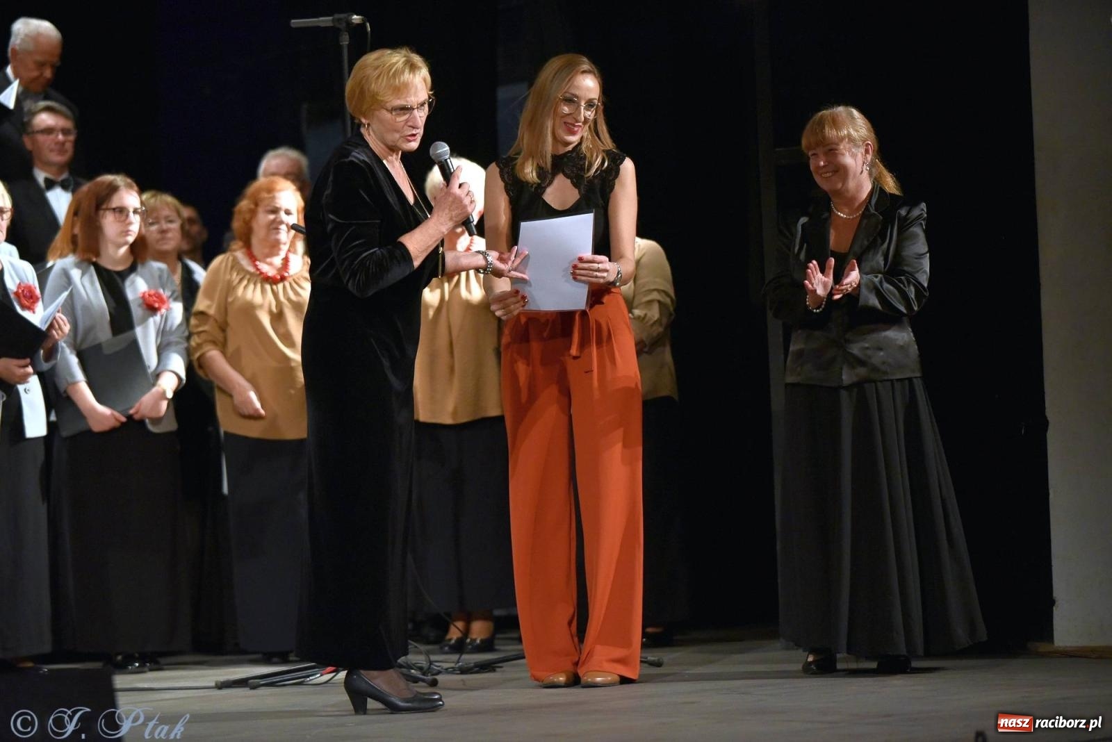 Zdjęcie w galerii na portalu naszraciborz.pl: Co nam w duszy gra. Koncert muzyki chóralnej w Strzesze wiadomości z regionu