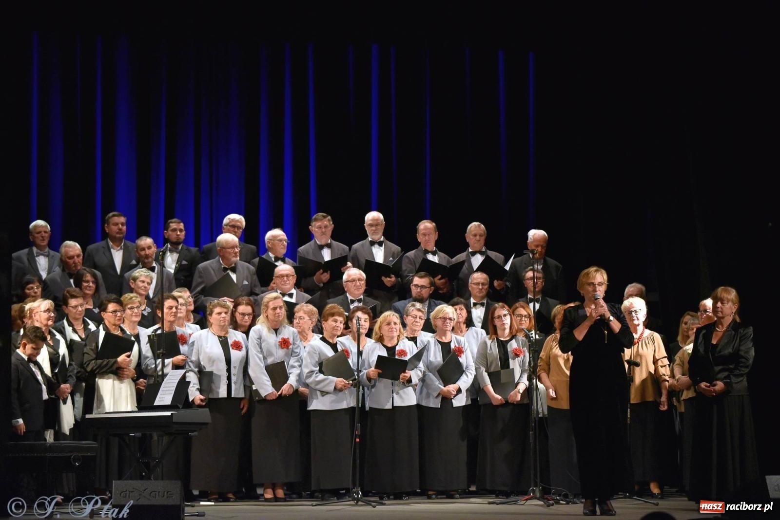 Zdjęcie w galerii na portalu naszraciborz.pl: Co nam w duszy gra. Koncert muzyki chóralnej w Strzesze wiadomości z regionu