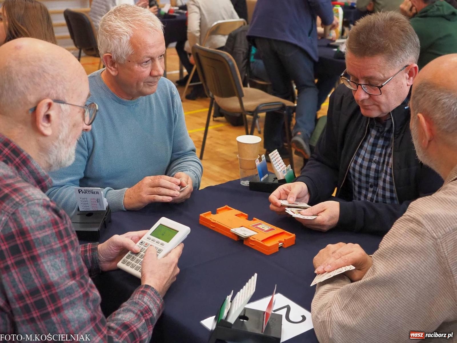 Zdjęcie w galerii na portalu naszraciborz.pl: Brydżyści z całej Polski zjechali do Raciborza wiadomości z regionu