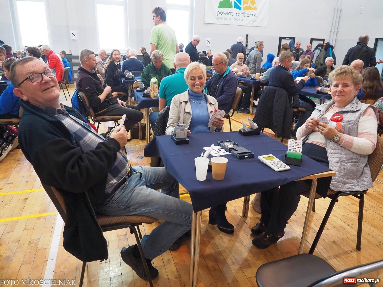 Zdjęcie w galerii na portalu naszraciborz.pl: Brydżyści z całej Polski zjechali do Raciborza wiadomości z regionu