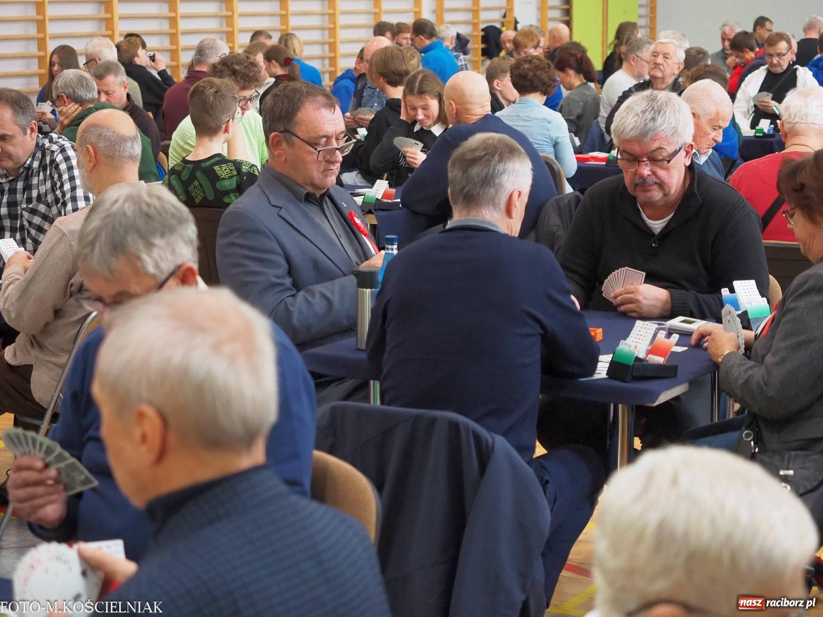 Zdjęcie w galerii na portalu naszraciborz.pl: Brydżyści z całej Polski zjechali do Raciborza wiadomości z regionu