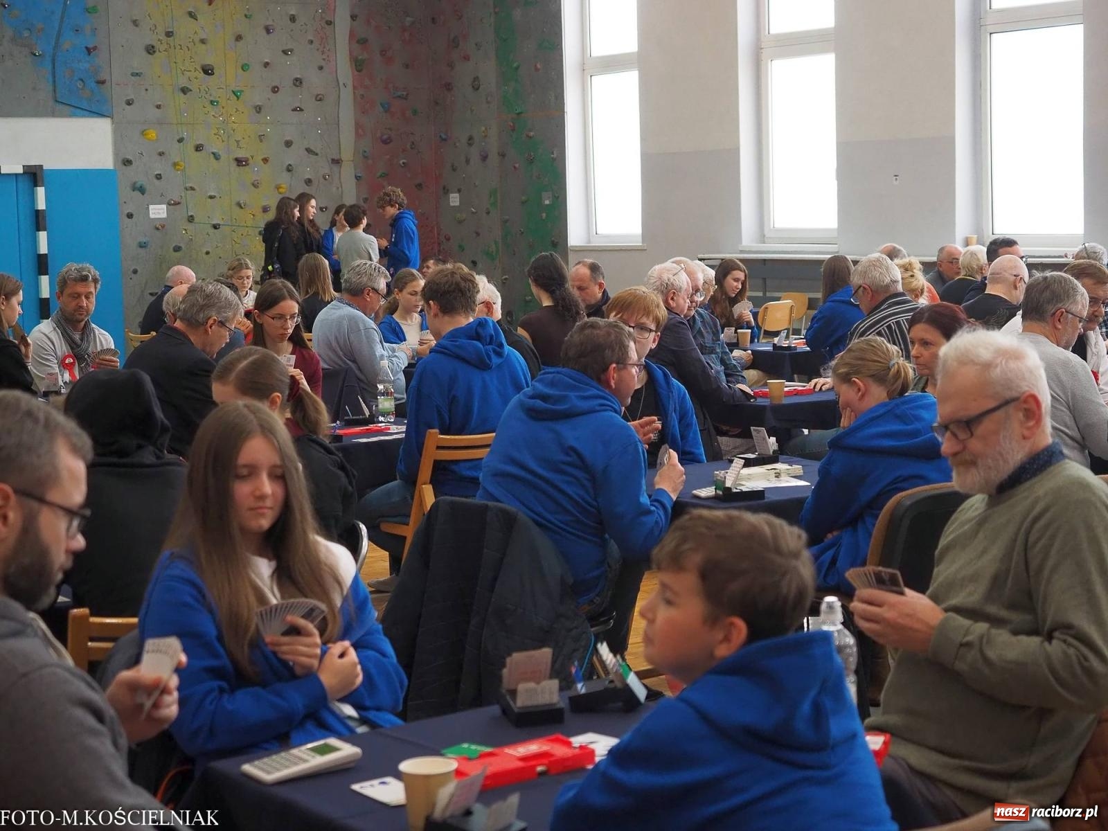 Zdjęcie w galerii na portalu naszraciborz.pl: Brydżyści z całej Polski zjechali do Raciborza wiadomości z regionu
