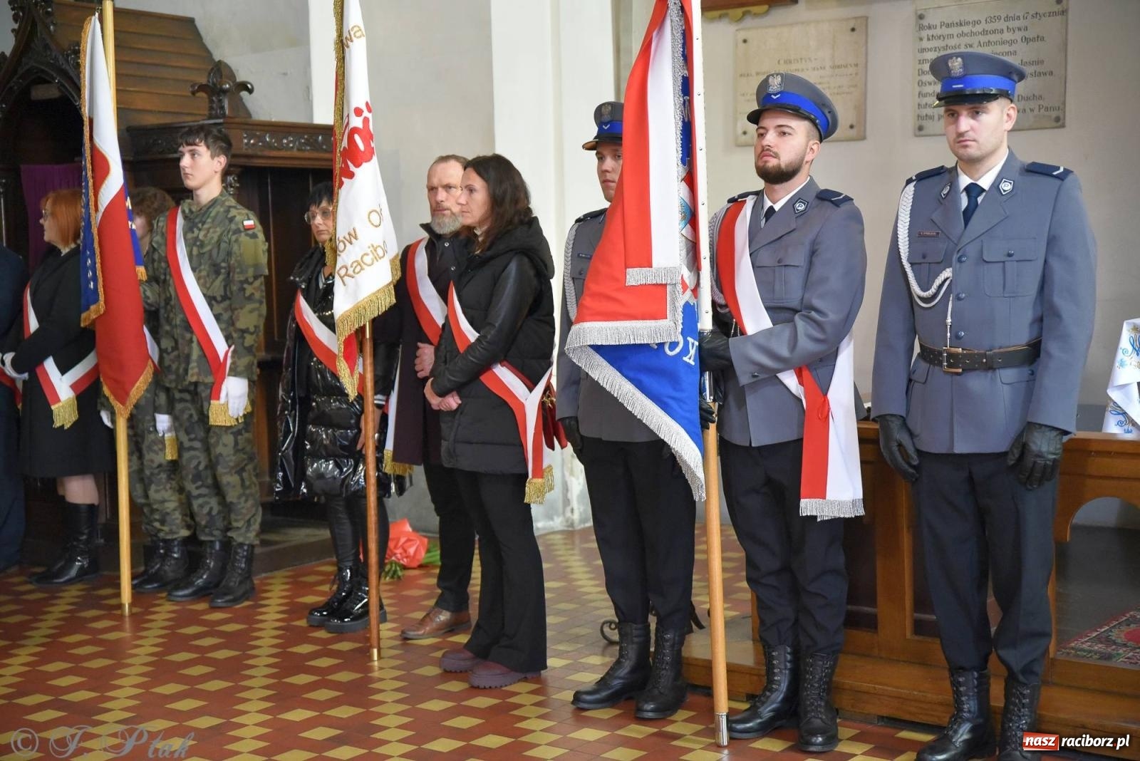 Zdjęcie w galerii na portalu naszraciborz.pl: Nie jest dana na zawsze. Racibórz świętuje odzyskanie niepodległości [FOTO i WIDEO] wiadomości z regionu
