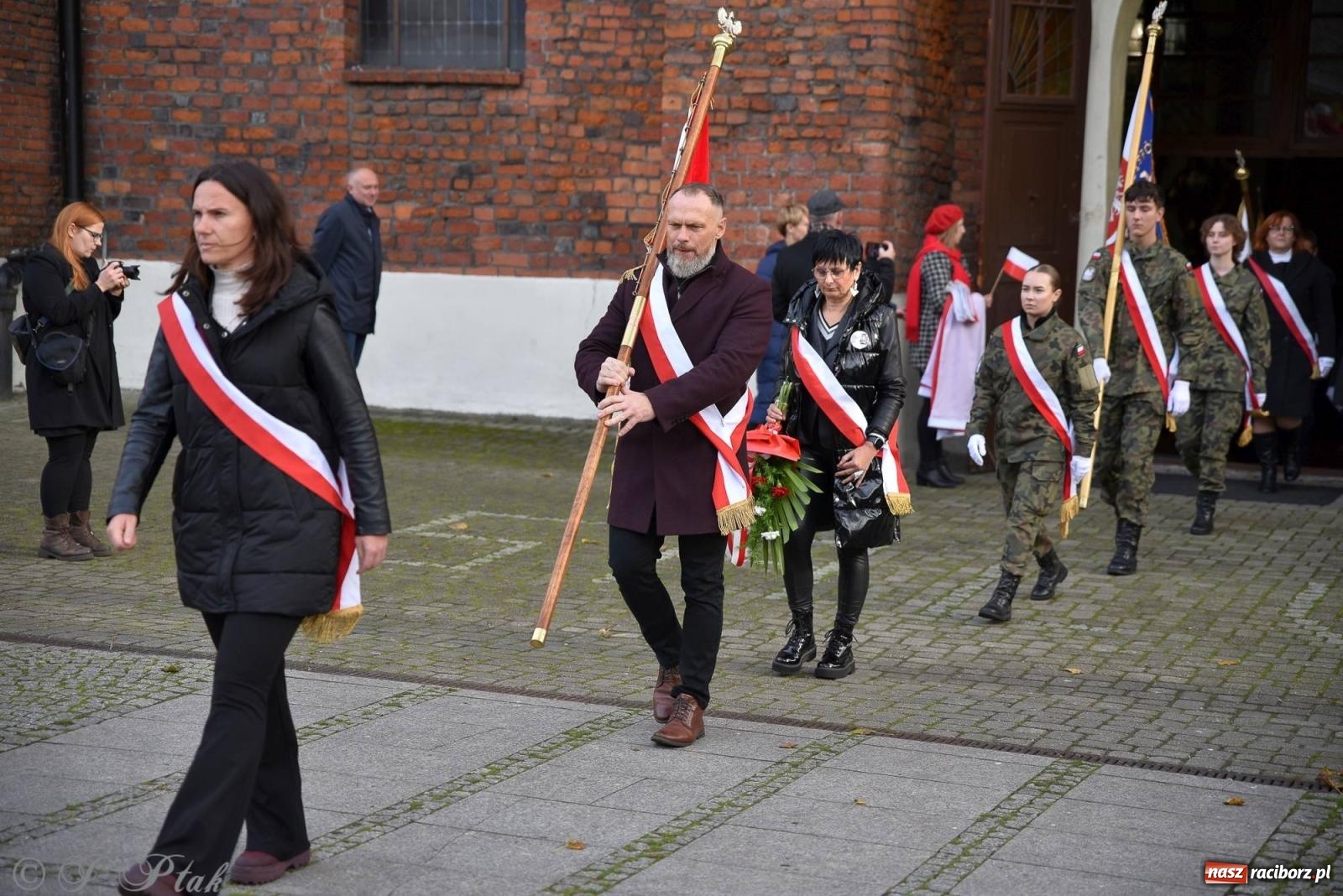 Zdjęcie w galerii na portalu naszraciborz.pl: Nie jest dana na zawsze. Racibórz świętuje odzyskanie niepodległości [FOTO i WIDEO] wiadomości z regionu