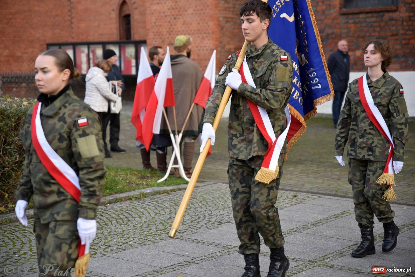 Zdjęcie w galerii na portalu naszraciborz.pl: Nie jest dana na zawsze. Racibórz świętuje odzyskanie niepodległości [FOTO i WIDEO] wiadomości z regionu