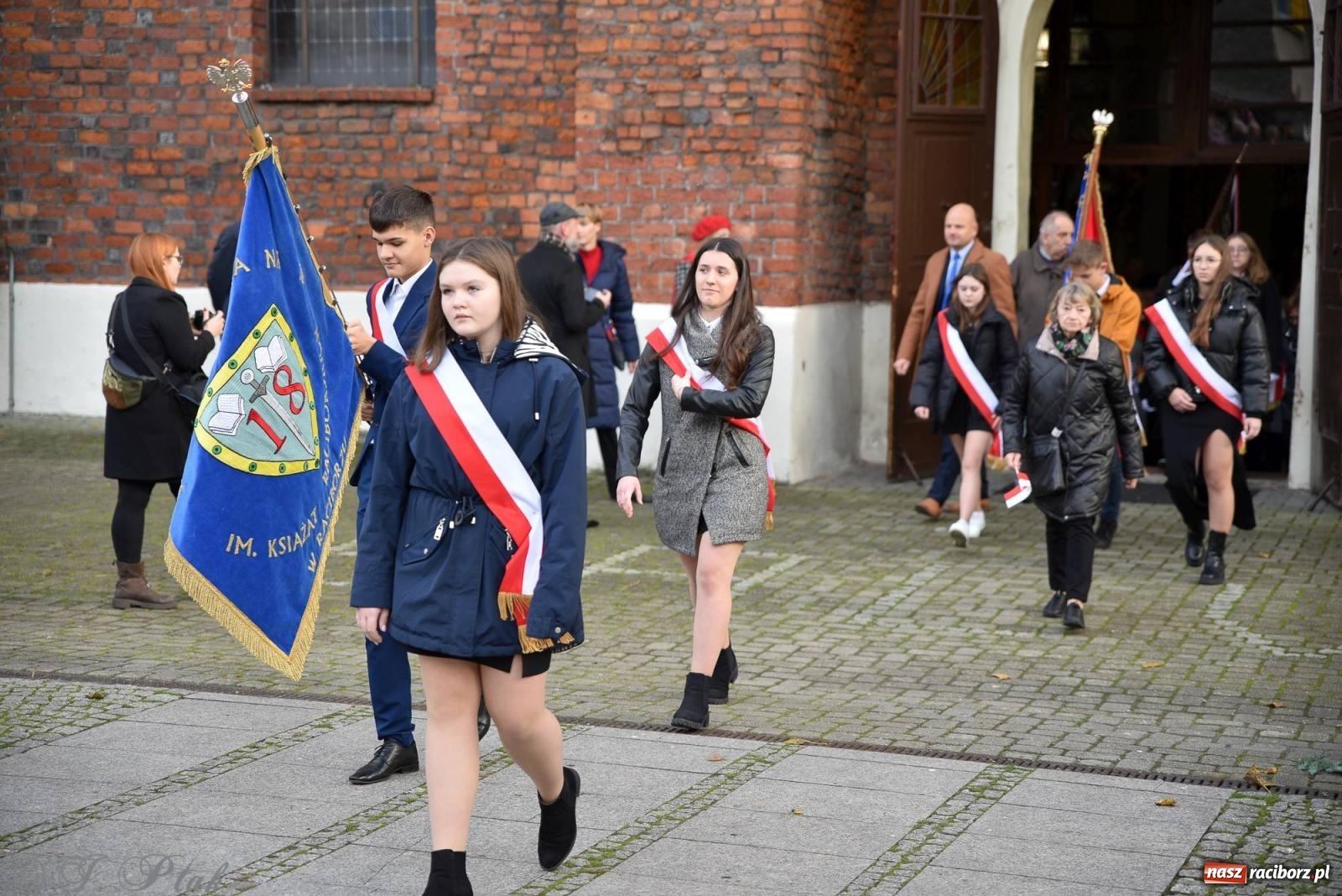Zdjęcie w galerii na portalu naszraciborz.pl: Nie jest dana na zawsze. Racibórz świętuje odzyskanie niepodległości [FOTO i WIDEO] wiadomości z regionu