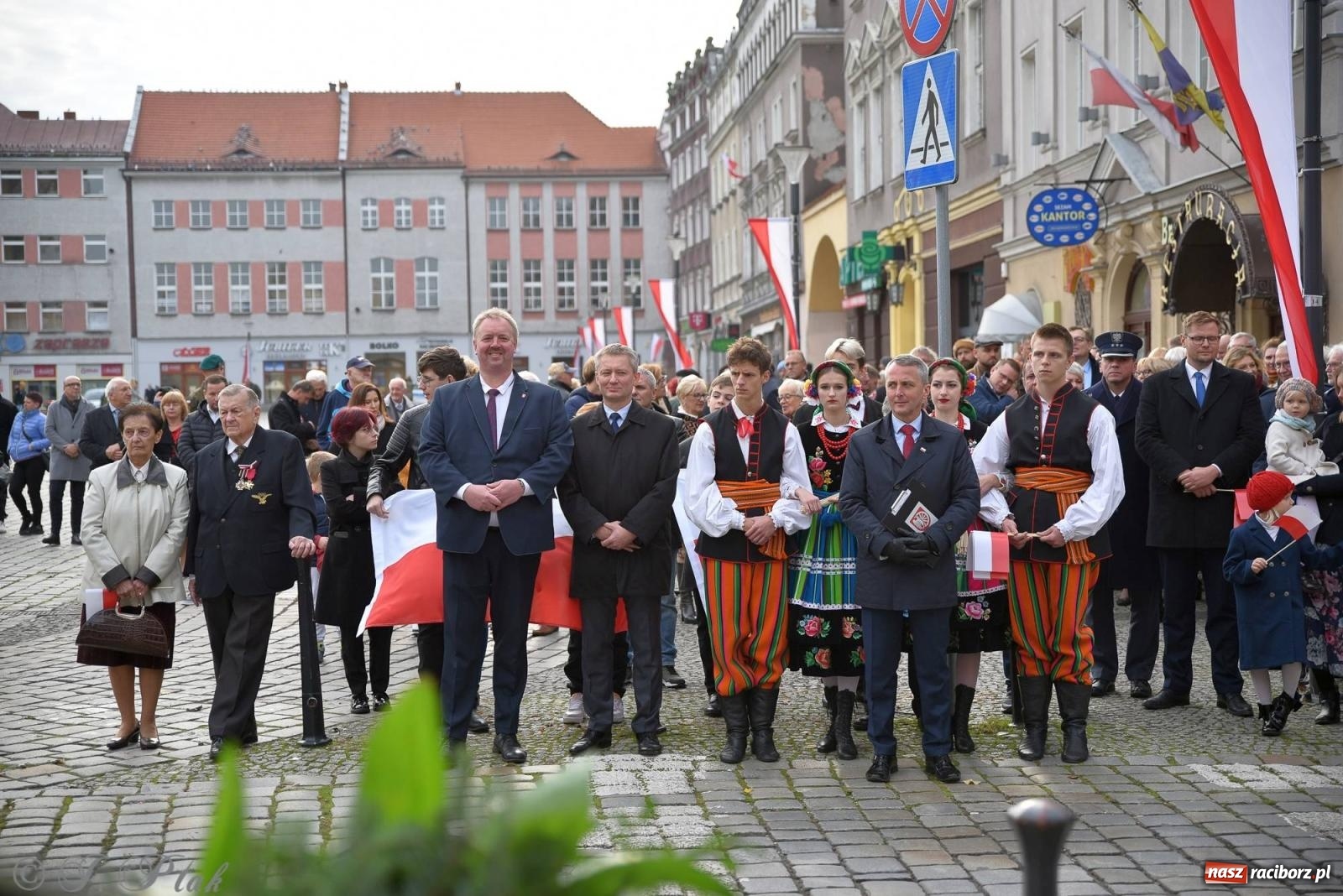 Zdjęcie w galerii na portalu naszraciborz.pl: Nie jest dana na zawsze. Racibórz świętuje odzyskanie niepodległości [FOTO i WIDEO] wiadomości z regionu
