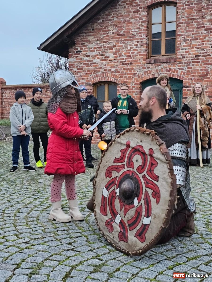 Zdjęcie w galerii na portalu naszraciborz.pl: W Bieńkowicach wspomniano św. Marcina wiadomości z regionu