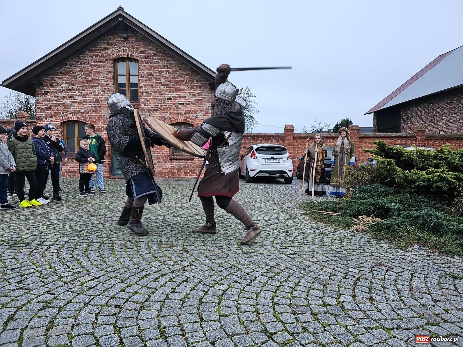 Zdjęcie w galerii na portalu naszraciborz.pl: W Bieńkowicach wspomniano św. Marcina wiadomości z regionu