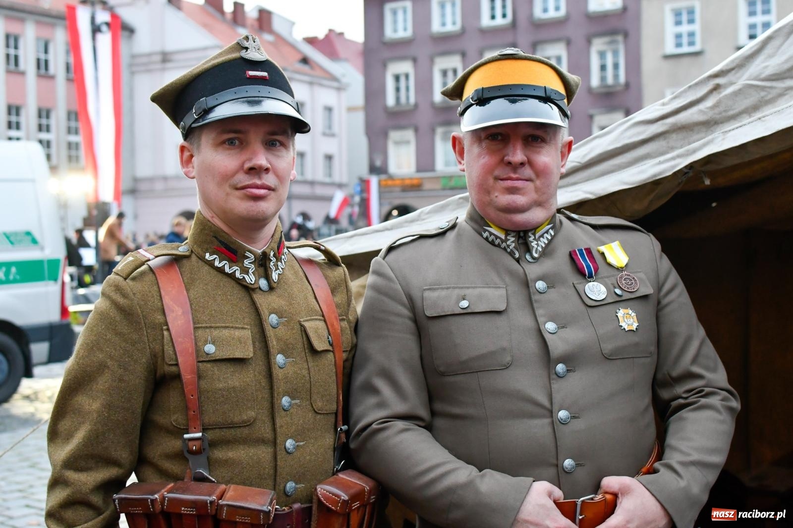 Zdjęcie w galerii na portalu naszraciborz.pl: Piknik NIEPODLEGŁA na raciborskim Rynku wiadomości z regionu