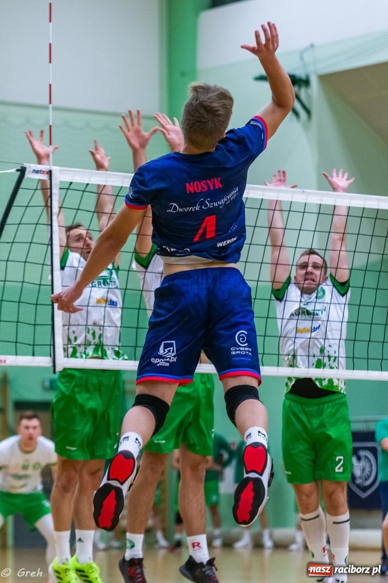 Zdjęcie w galerii na portalu naszraciborz.pl: Siatkówka. Gładka wygrana z outsiderem z Będzina [FOTO i WIDEO] wiadomości z regionu