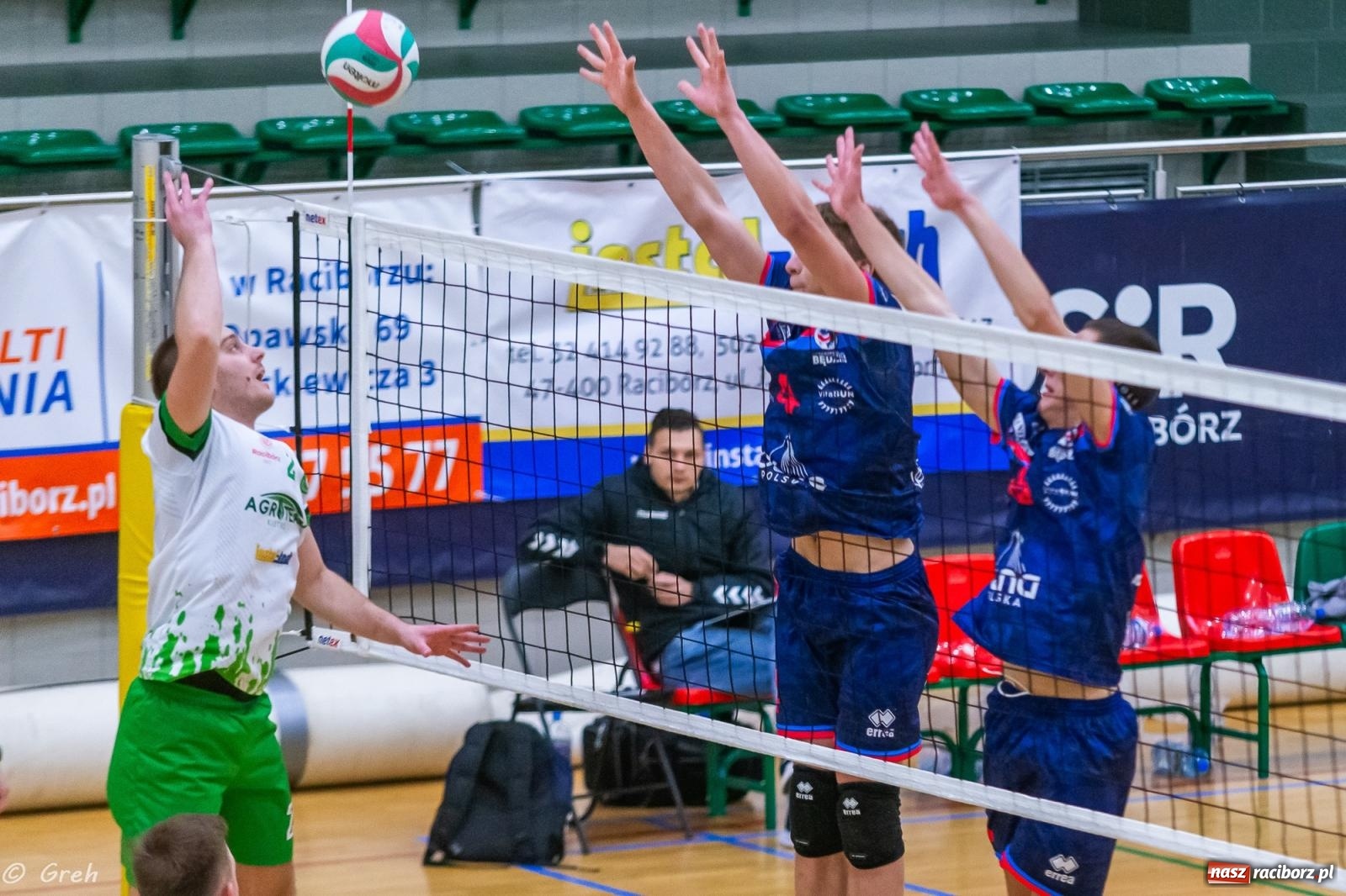 Zdjęcie w galerii na portalu naszraciborz.pl: Siatkówka. Gładka wygrana z outsiderem z Będzina [FOTO i WIDEO] wiadomości z regionu