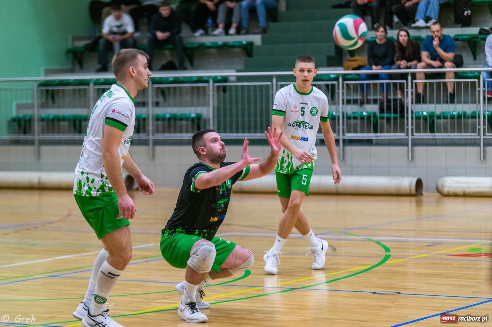 Zdjęcie w galerii na portalu naszraciborz.pl: Siatkówka. Gładka wygrana z outsiderem z Będzina [FOTO i WIDEO] wiadomości z regionu