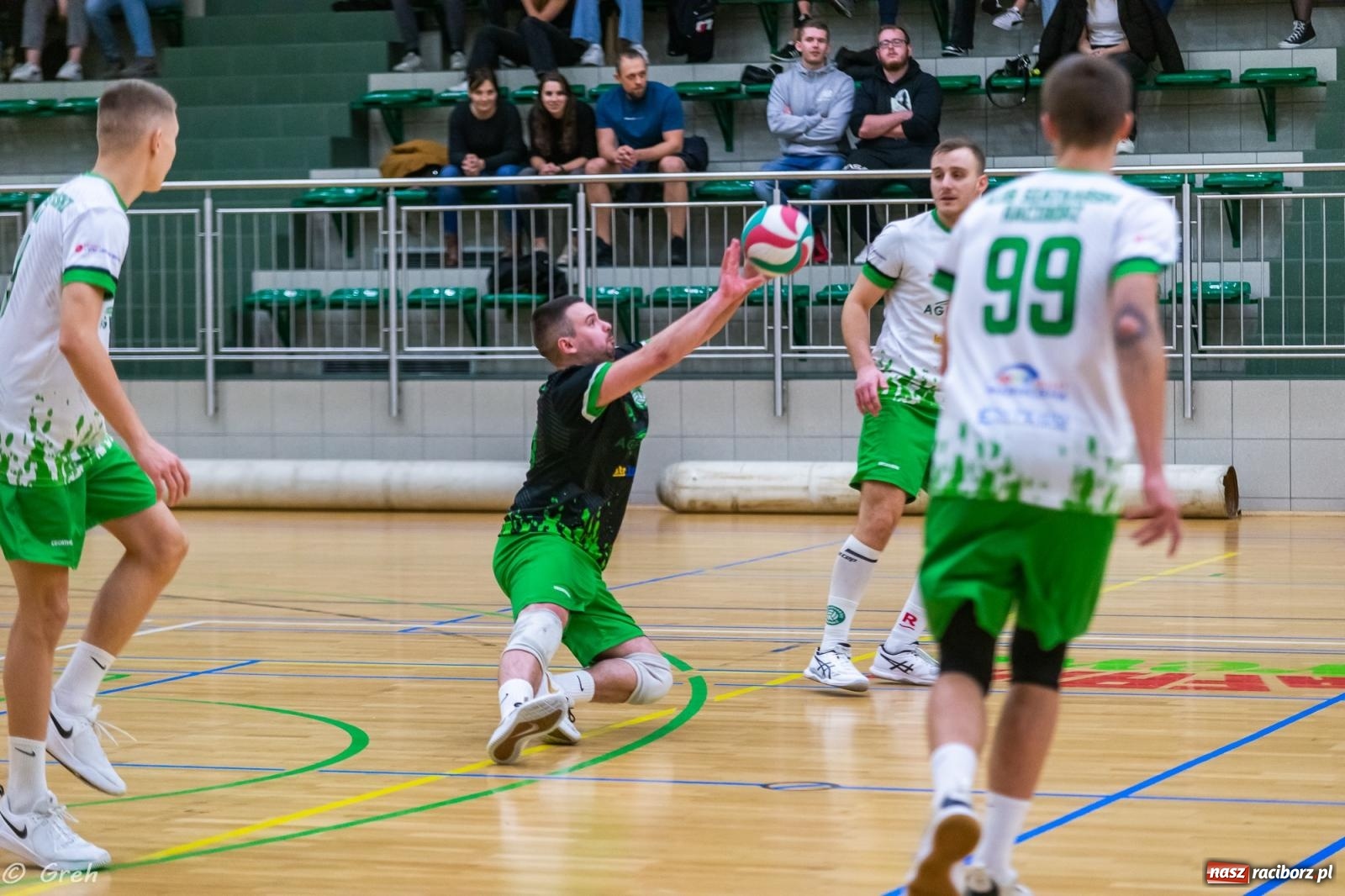 Zdjęcie w galerii na portalu naszraciborz.pl: Siatkówka. Gładka wygrana z outsiderem z Będzina [FOTO i WIDEO] wiadomości z regionu