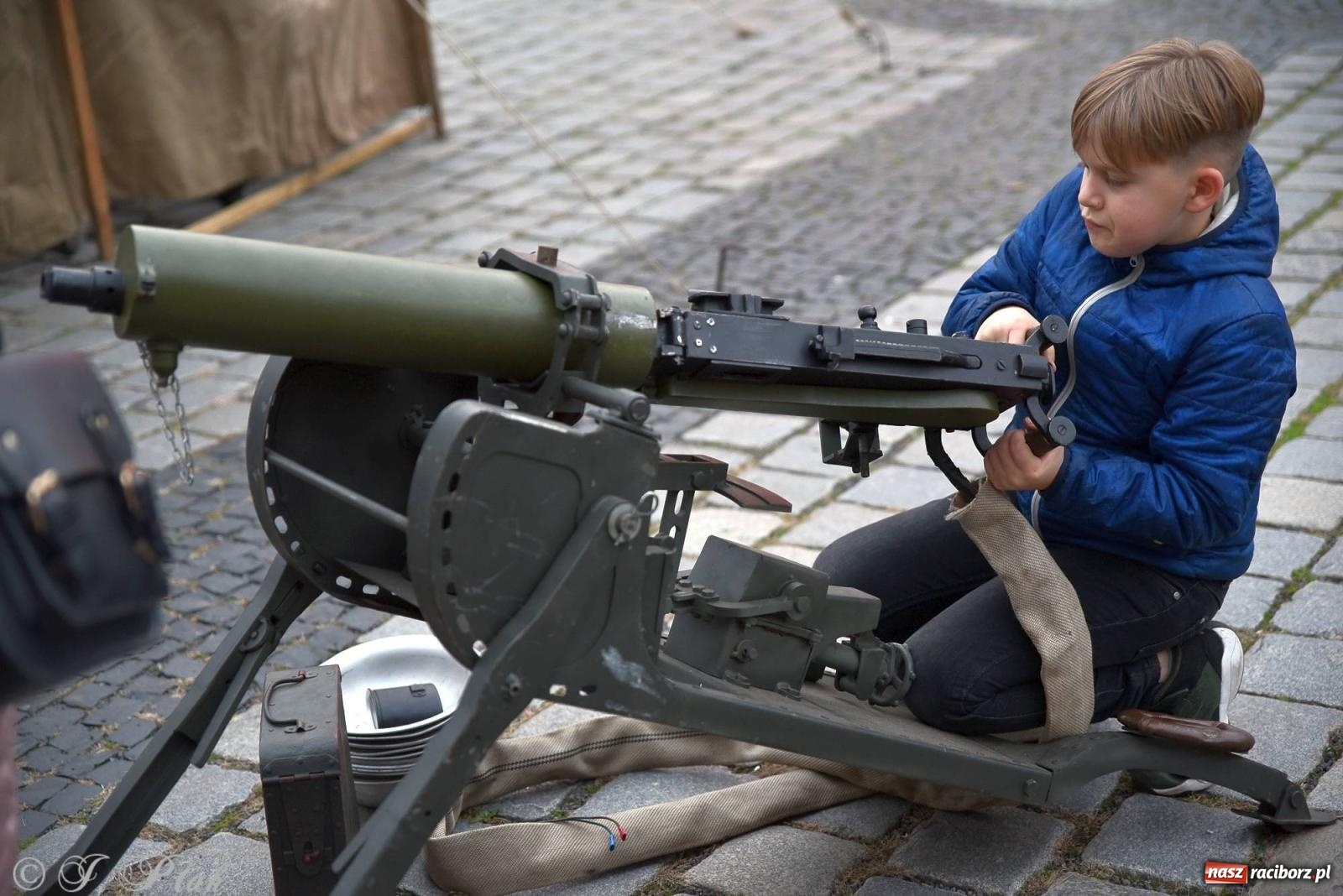 Zdjęcie w galerii na portalu naszraciborz.pl: Listopadowy raciborski wieczór z pieśnią patriotyczną [FOTO i WIDEO] wiadomości z regionu