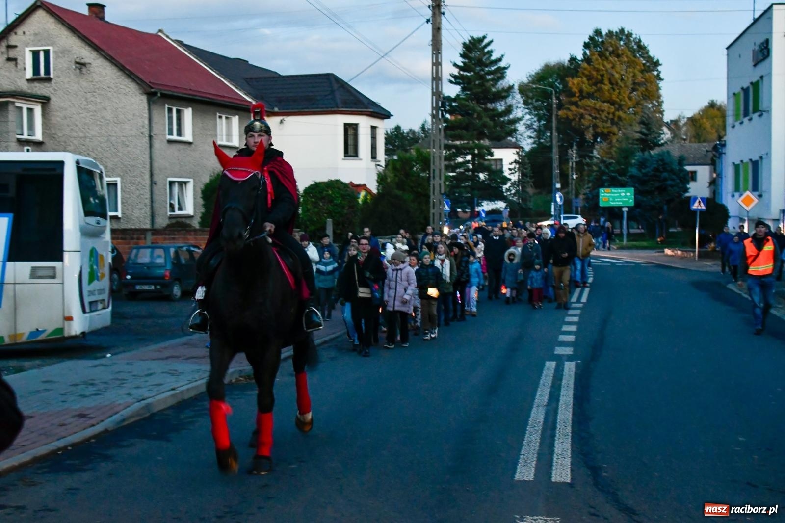 Zdjęcie w galerii na portalu naszraciborz.pl: Tłumy na krzanowickich obchodach św. Marcina [FOTO i WIDEO] wiadomości z regionu